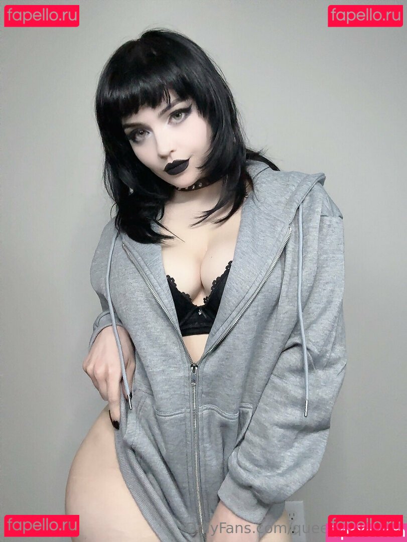 QueenNephilim / queen.nephie Onlyfans Photo Gallery 