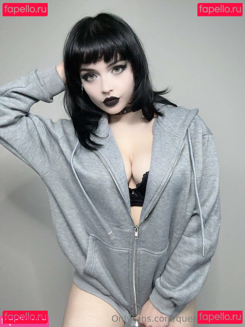 QueenNephilim / queen.nephie Onlyfans Photo Gallery 