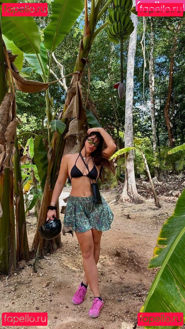 Iris Mulas / iris_mulas Onlyfans Photo Gallery 