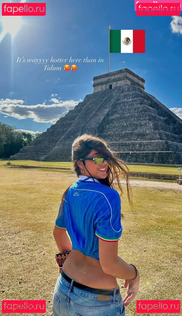 Iris Mulas / iris_mulas Onlyfans Photo Gallery 