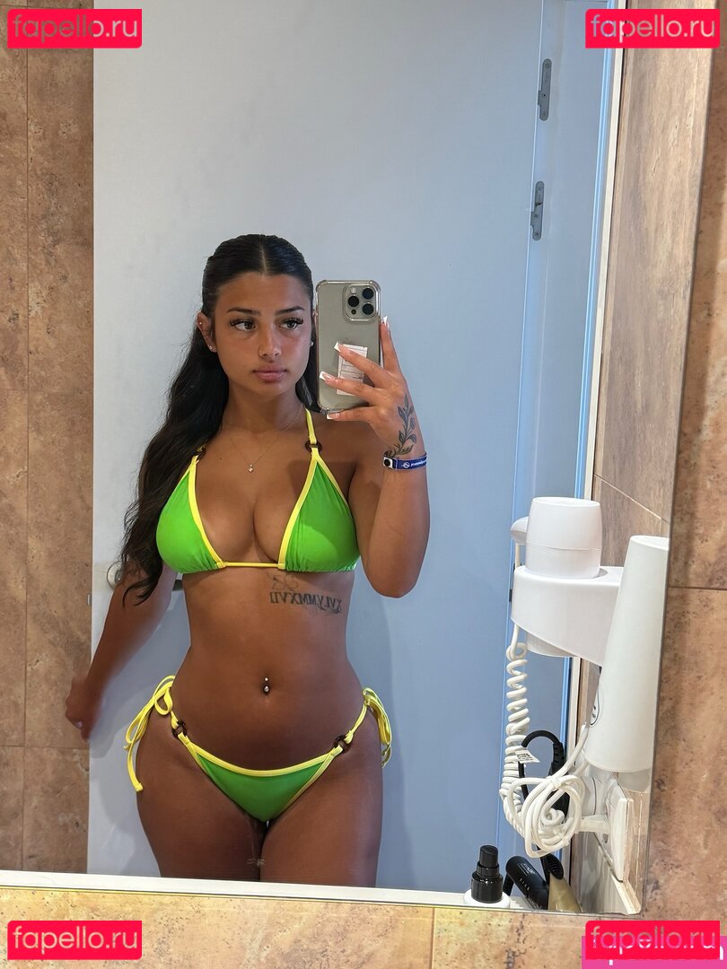 Tiana Rose / Tianaaxrose Onlyfans Photo Gallery 