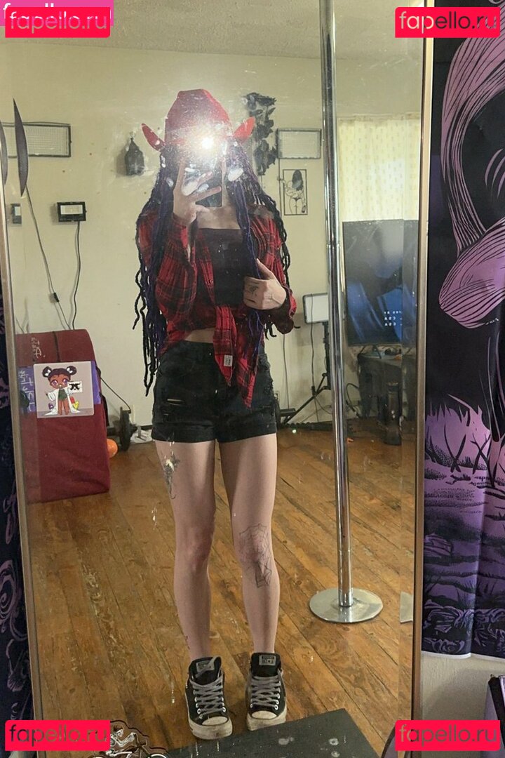 trapkittykhaos Onlyfans Photo Gallery 