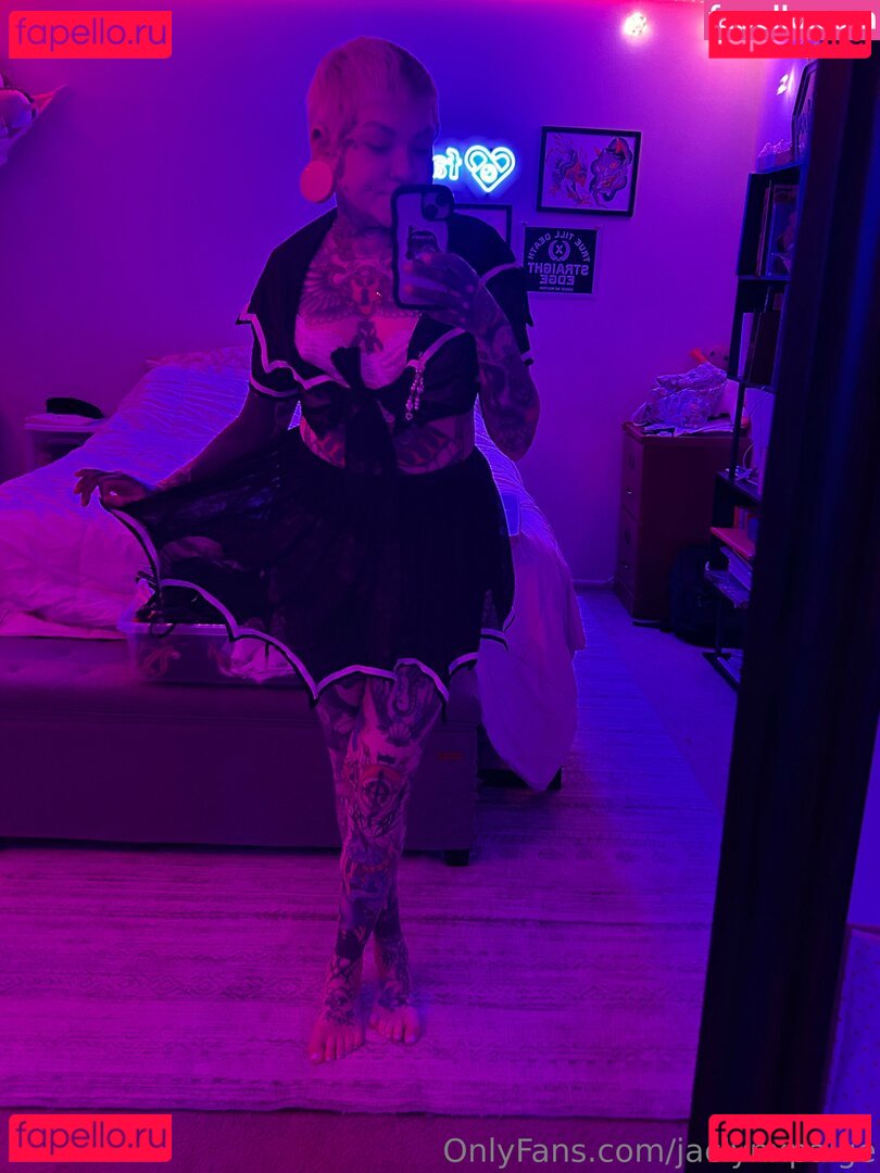 eyeswidesuicide / mimicsuicide Onlyfans Photo Gallery 