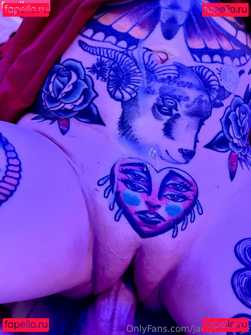 eyeswidesuicide / mimicsuicide Onlyfans Photo Gallery 