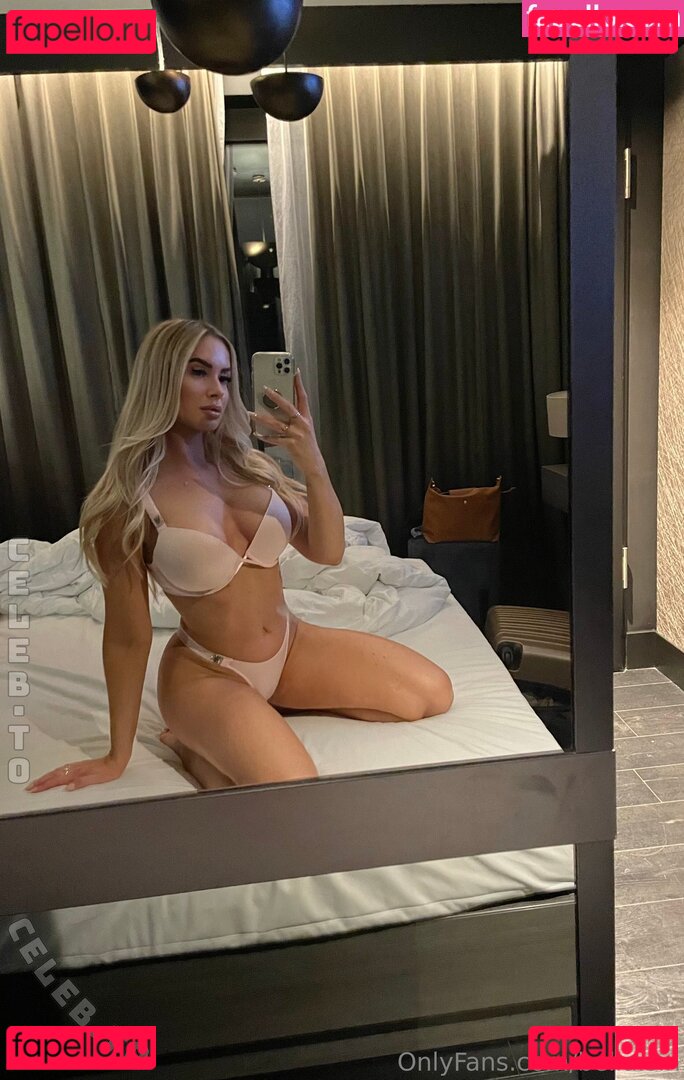 Bella Sinner / bella.sin / bella_sinner_xo Onlyfans Photo Gallery 