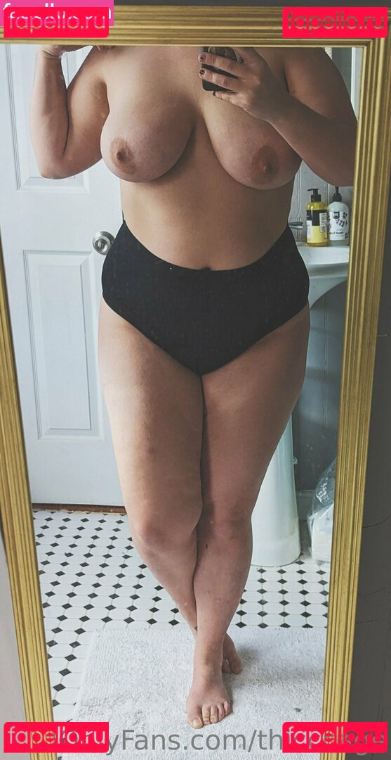 thicc.cage / thicccage Onlyfans Photo Gallery 