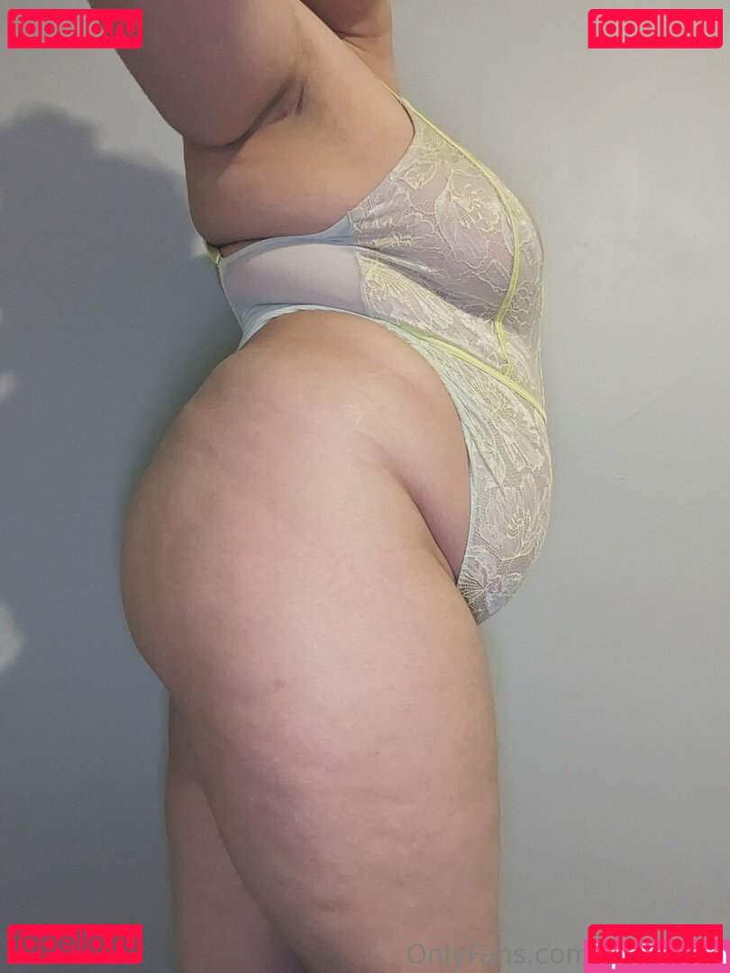 thicc.cage / thicccage Onlyfans Photo Gallery 