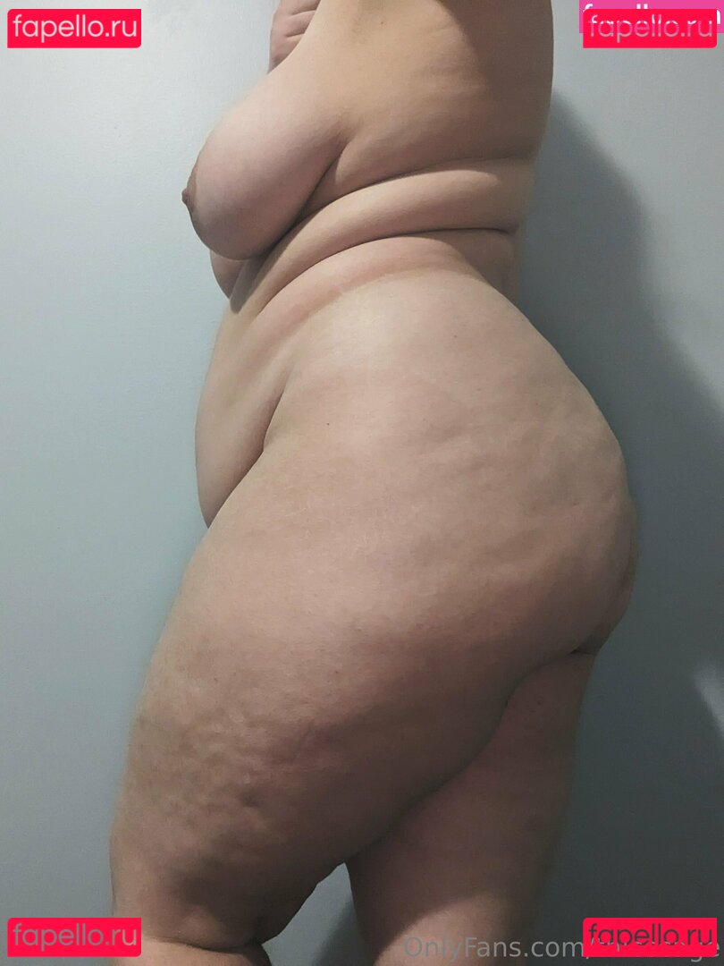 thicc.cage / thicccage Onlyfans Photo Gallery 