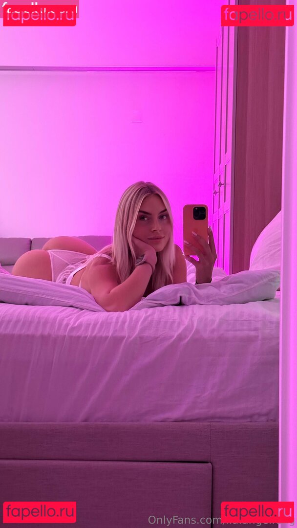 chloemili / chloemillli Onlyfans Photo Gallery 