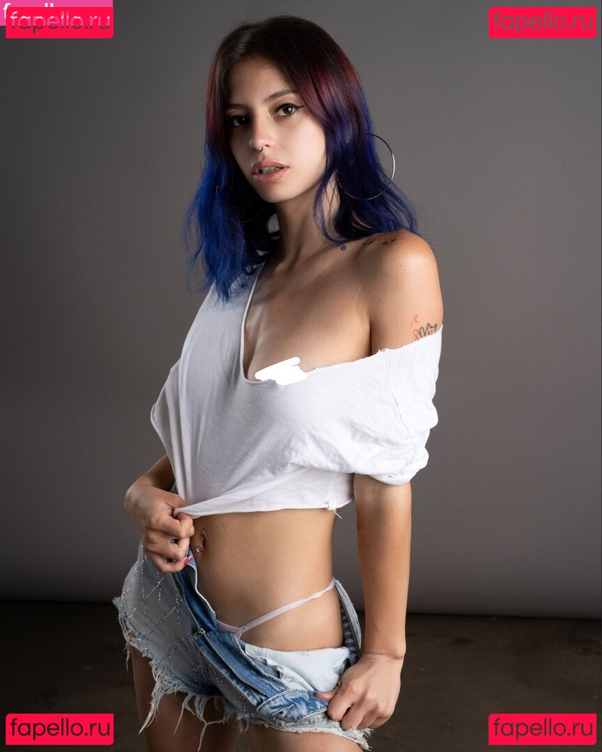 TinyAngelMeow / itsangeljinx Onlyfans Photo Gallery 