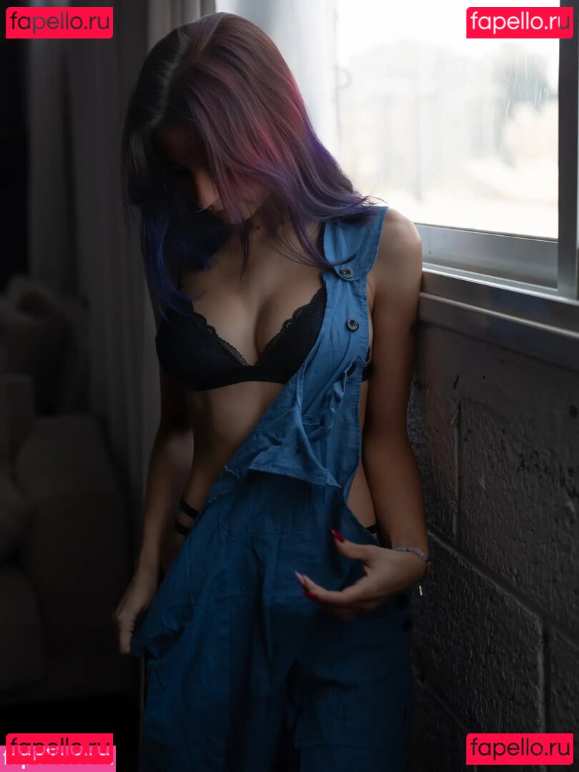 TinyAngelMeow / itsangeljinx Onlyfans Photo Gallery 