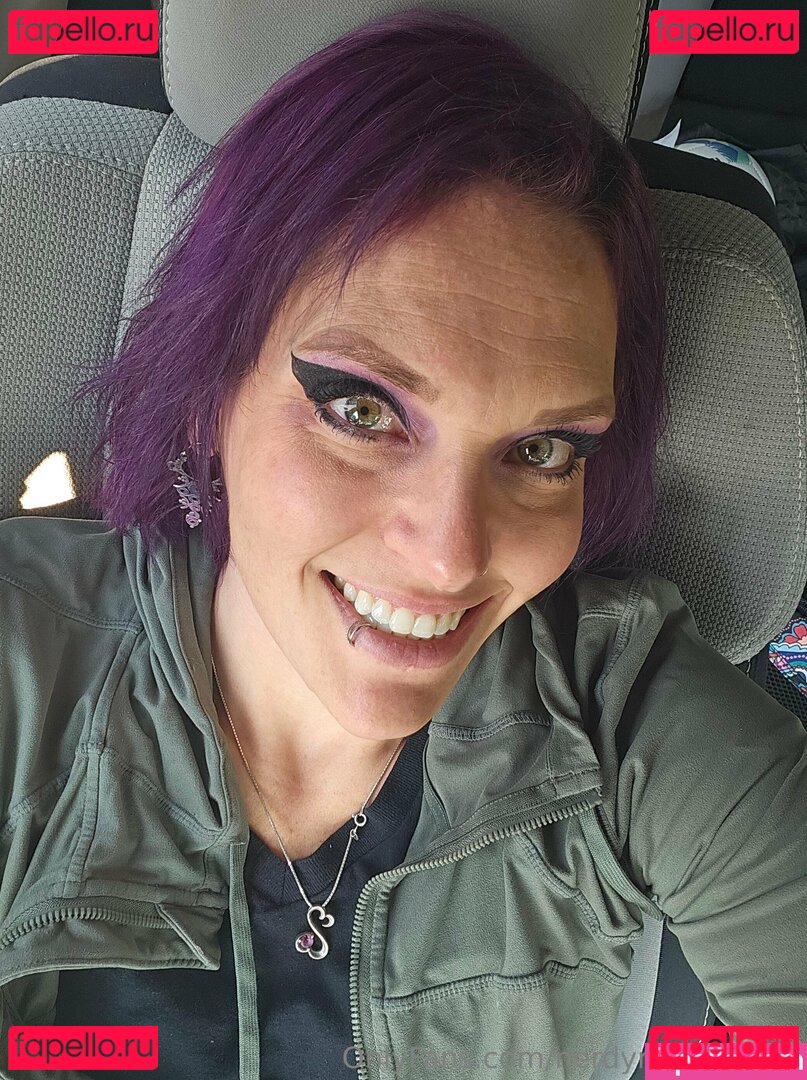 nerdyrockerchick Onlyfans Photo Gallery 