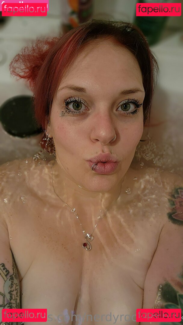 nerdyrockerchick Onlyfans Photo Gallery 