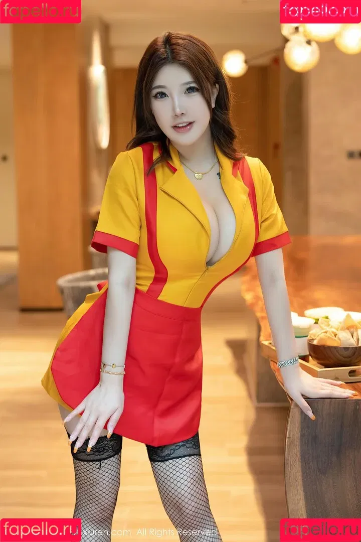 小海臀Rena Honey Onlyfans Photo Gallery 