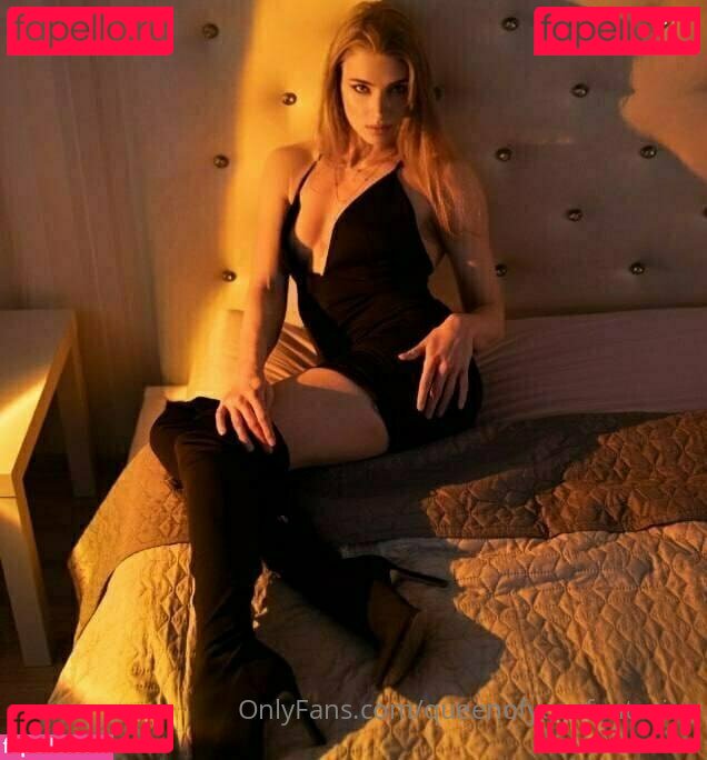 queennaf_ / queenofyourfantasies Onlyfans Photo Gallery 