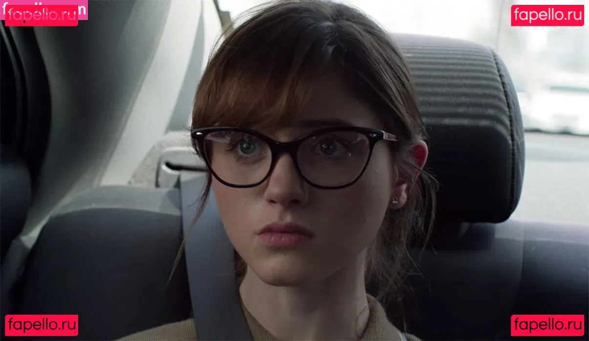 Natalia Dyer Onlyfans Photo Gallery 