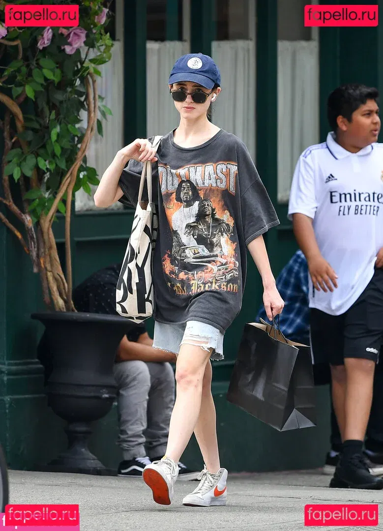 Natalia Dyer Onlyfans Photo Gallery 