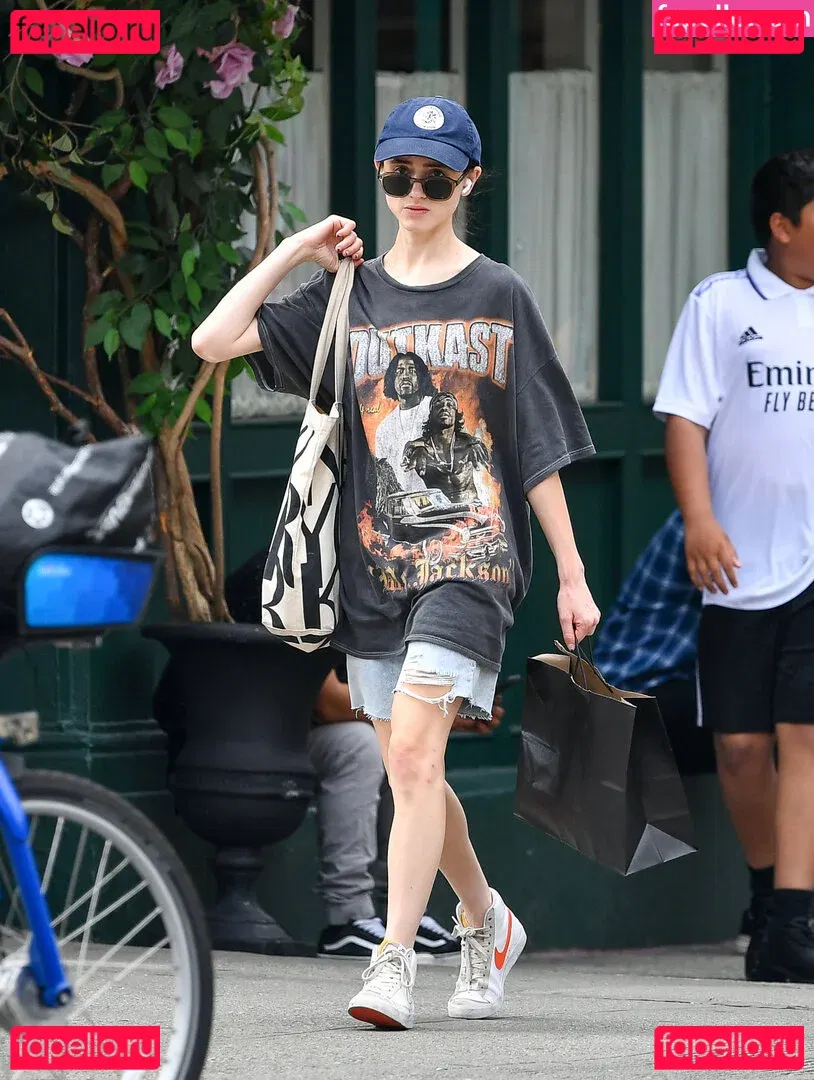 Natalia Dyer Onlyfans Photo Gallery 