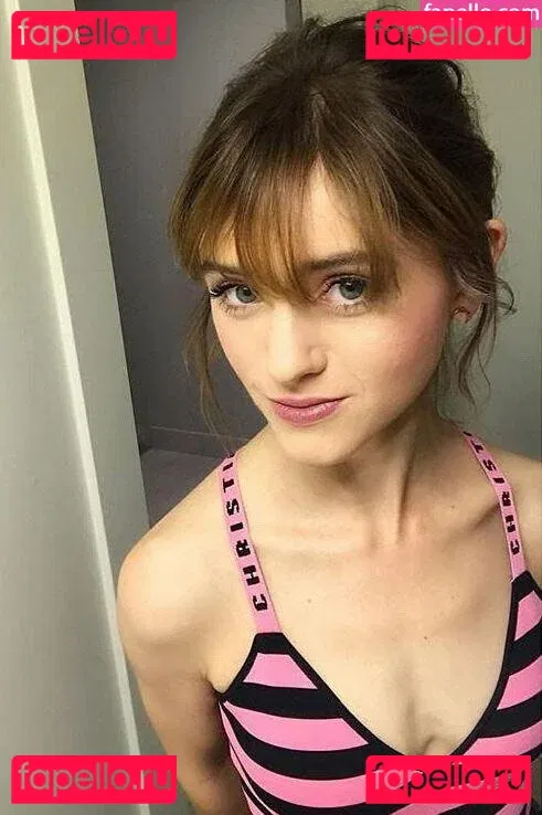 Natalia Dyer Onlyfans Photo Gallery 