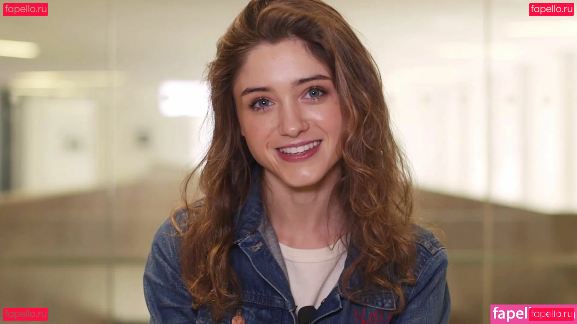 Natalia Dyer Onlyfans Photo Gallery 
