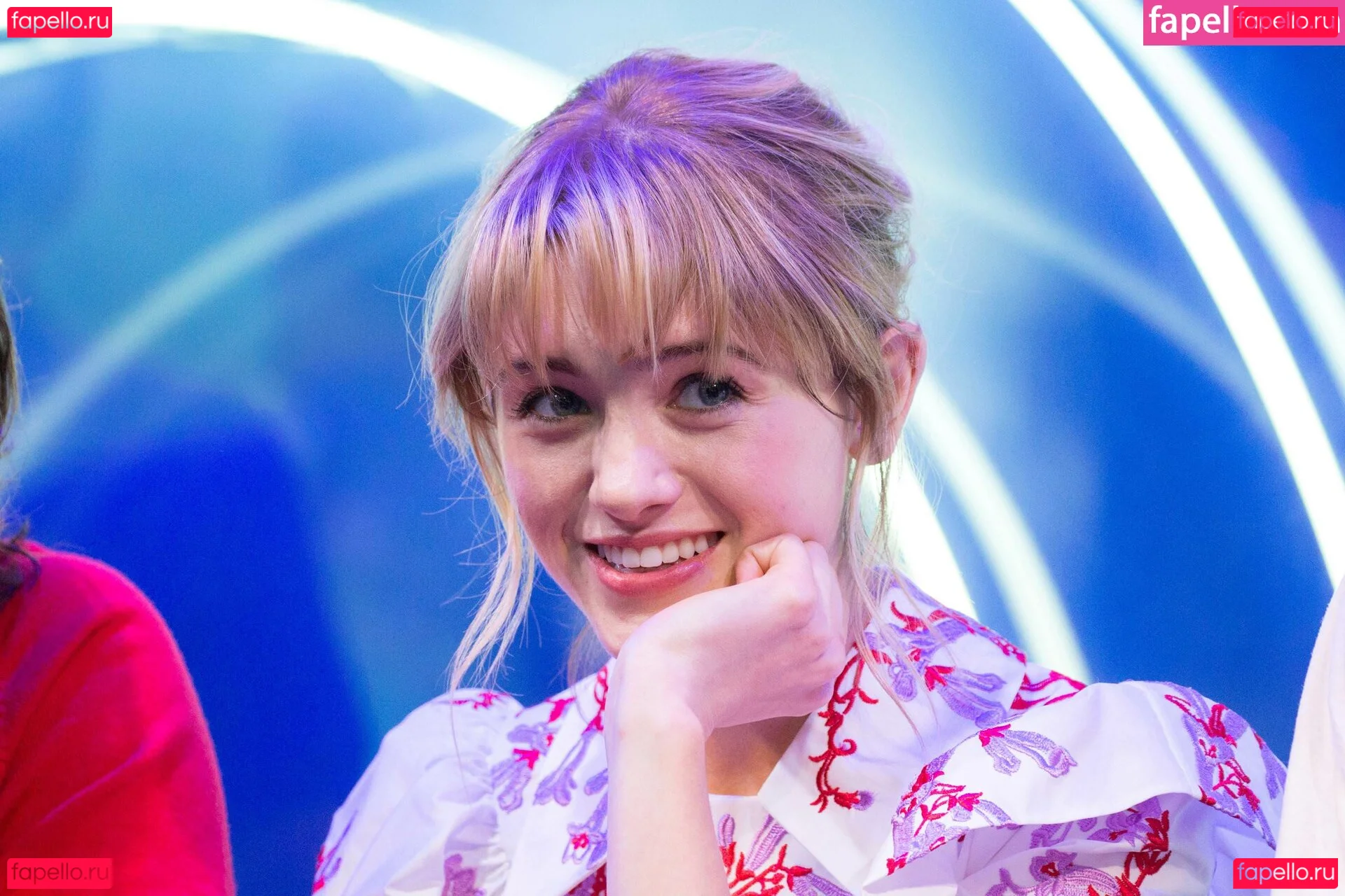 Natalia Dyer Onlyfans Photo Gallery 