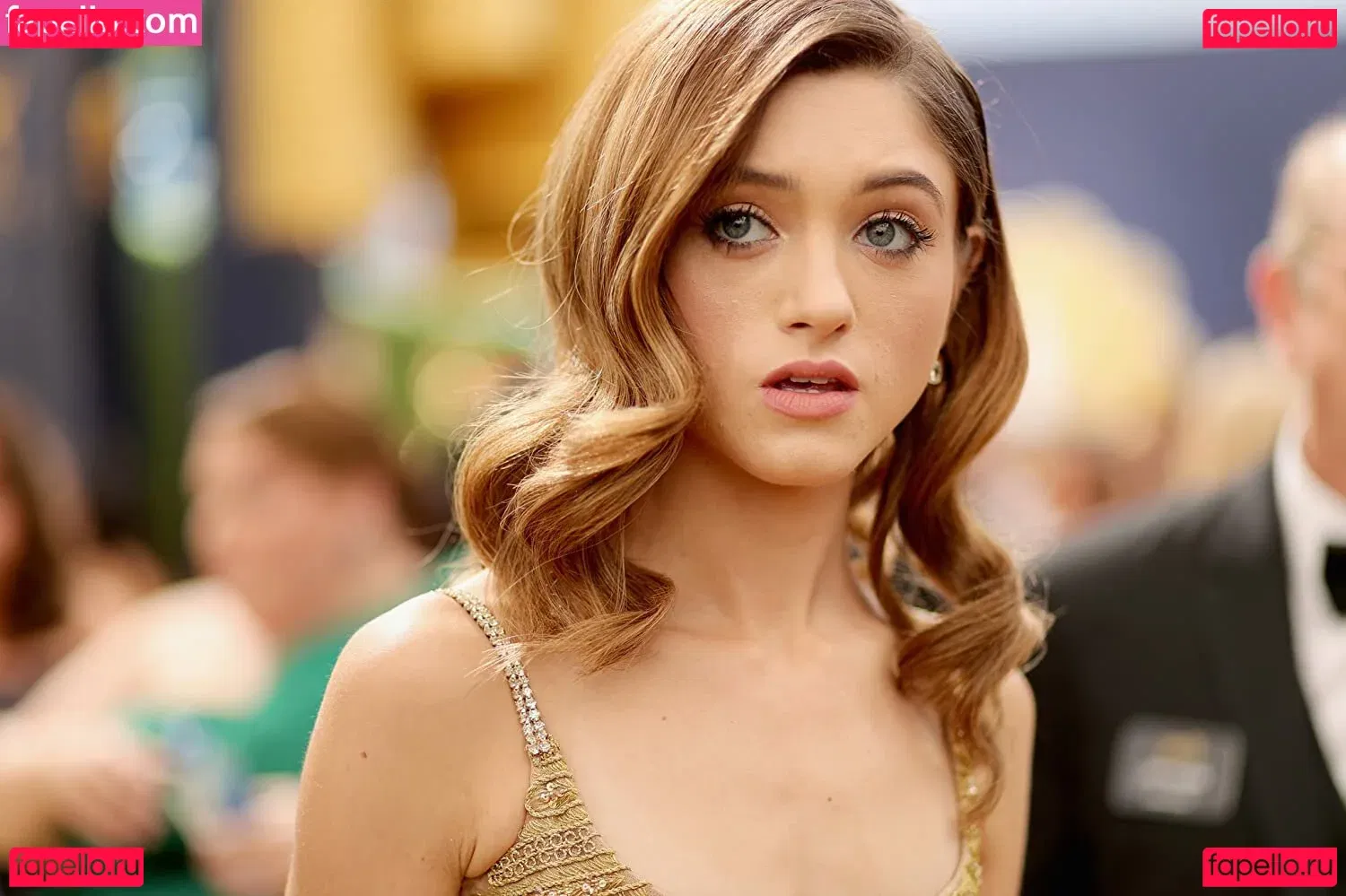 Natalia Dyer Onlyfans Photo Gallery 