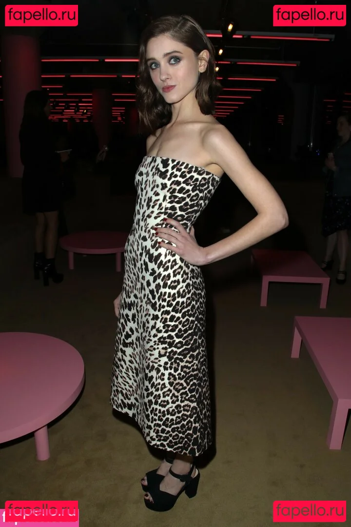 Natalia Dyer Onlyfans Photo Gallery 