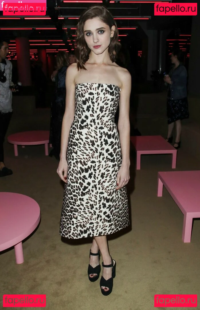 Natalia Dyer Onlyfans Photo Gallery 