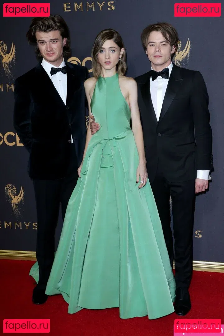 Natalia Dyer Onlyfans Photo Gallery 