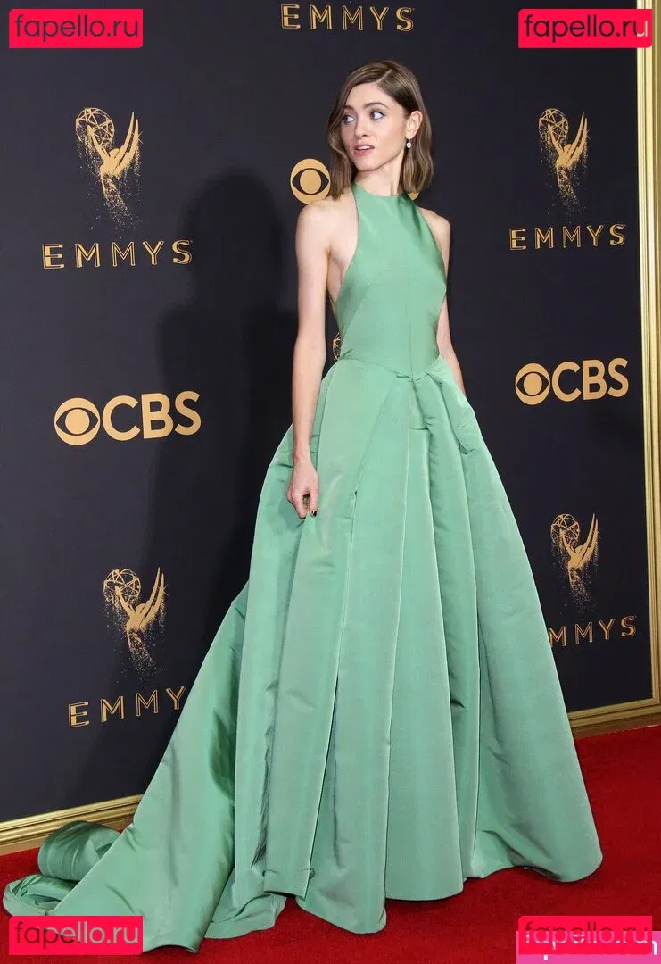 Natalia Dyer Onlyfans Photo Gallery 