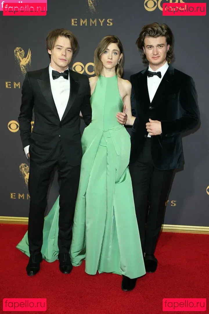 Natalia Dyer Onlyfans Photo Gallery 