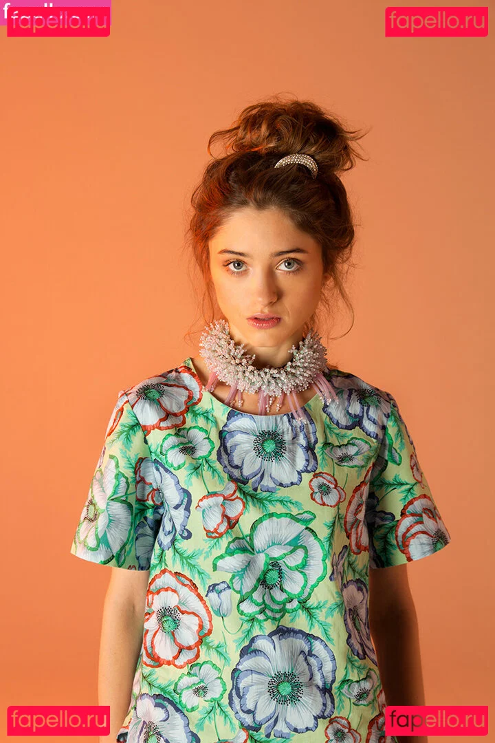 Natalia Dyer Onlyfans Photo Gallery 