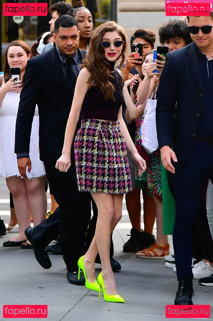 Natalia Dyer Onlyfans Photo Gallery 