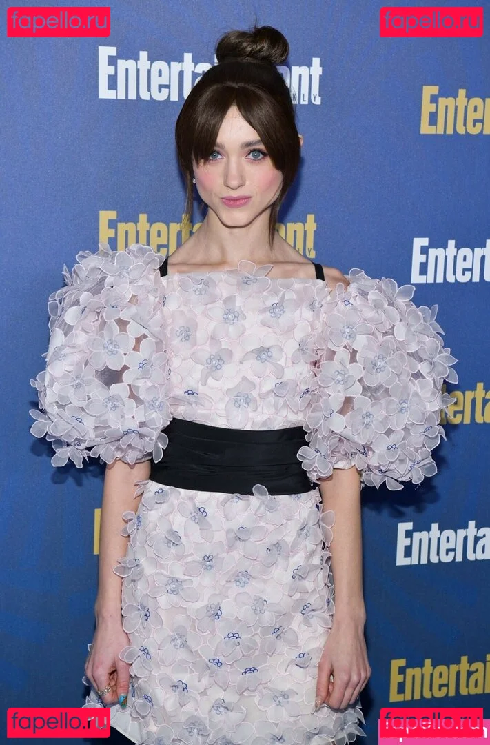 Natalia Dyer Onlyfans Photo Gallery 