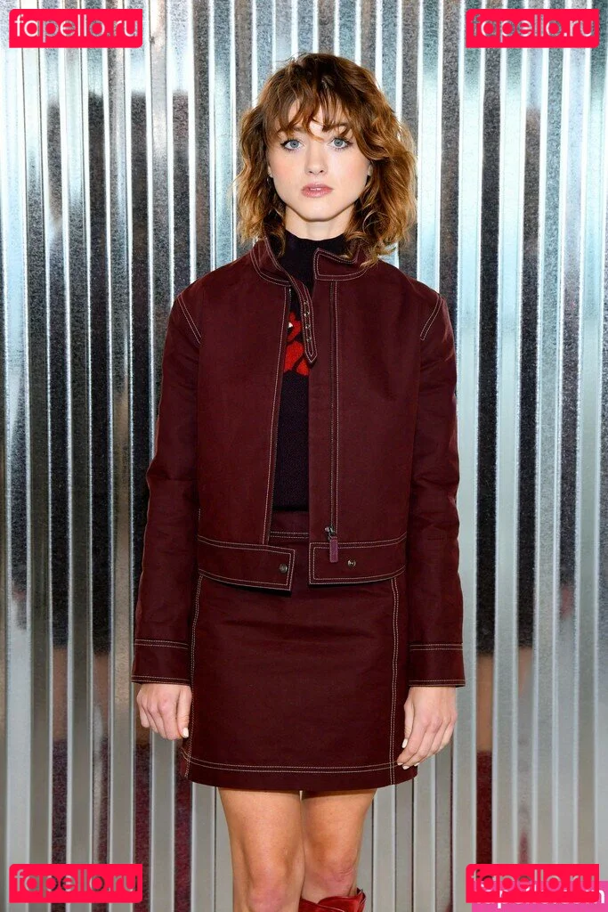 Natalia Dyer Onlyfans Photo Gallery 