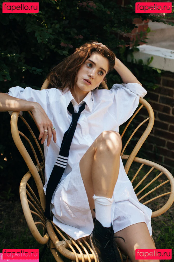 Natalia Dyer Onlyfans Photo Gallery 