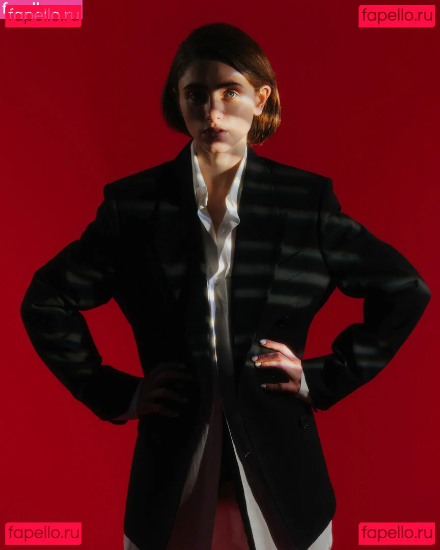 Natalia Dyer Onlyfans Photo Gallery 