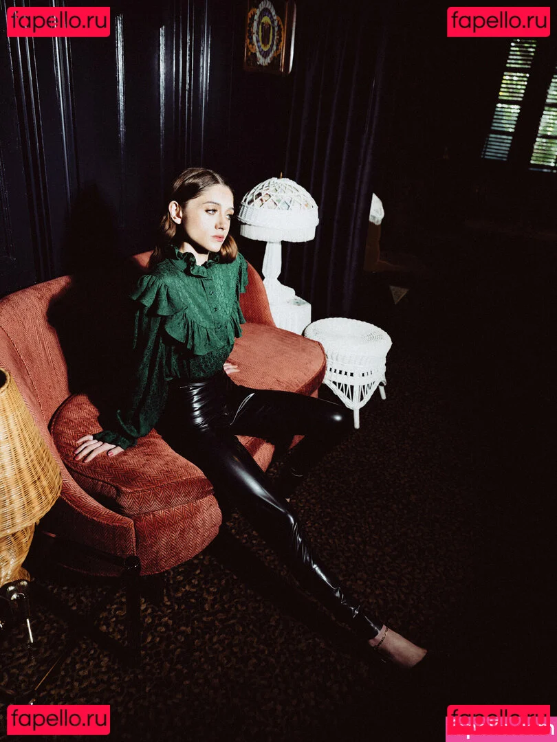 Natalia Dyer Onlyfans Photo Gallery 