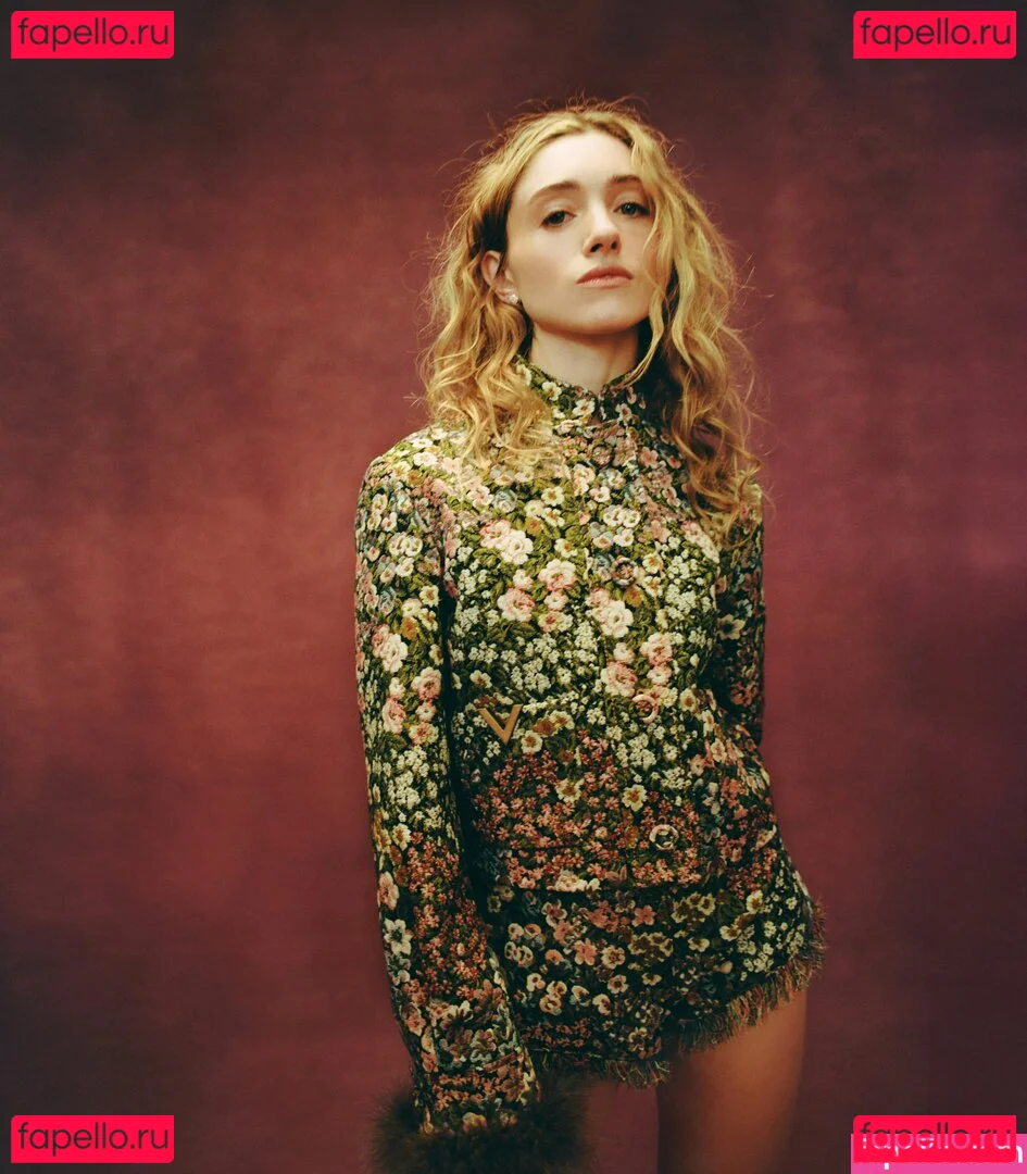 Natalia Dyer Onlyfans Photo Gallery 