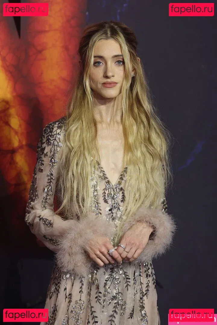 Natalia Dyer Onlyfans Photo Gallery 