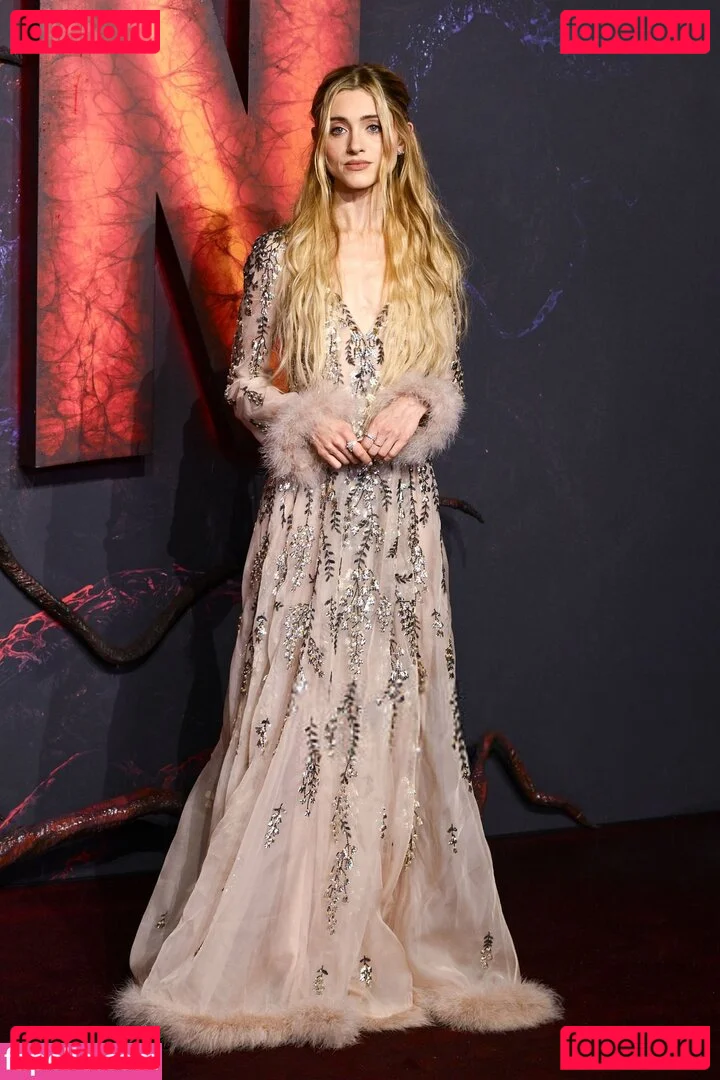 Natalia Dyer Onlyfans Photo Gallery 