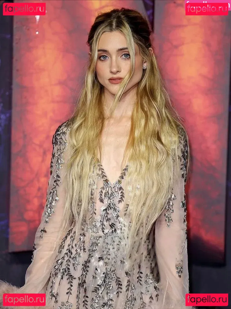 Natalia Dyer Onlyfans Photo Gallery 