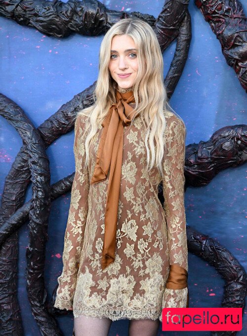 Natalia Dyer Nude Onlyfans Photo 48