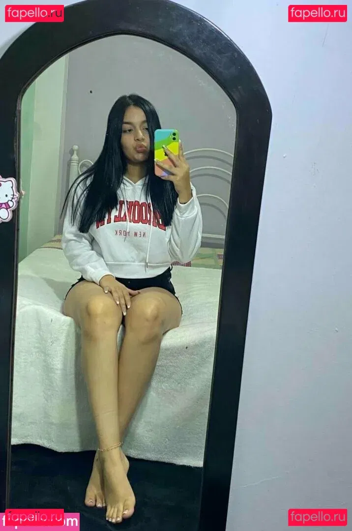 adripiecitos Onlyfans Photo Gallery 