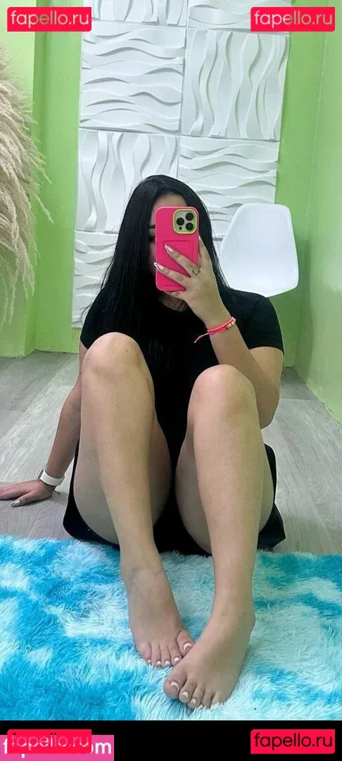 adripiecitos Onlyfans Photo Gallery 