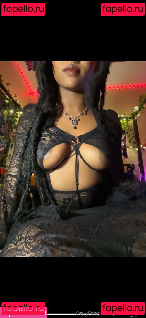 celest_lynx / celeste Onlyfans Photo Gallery 