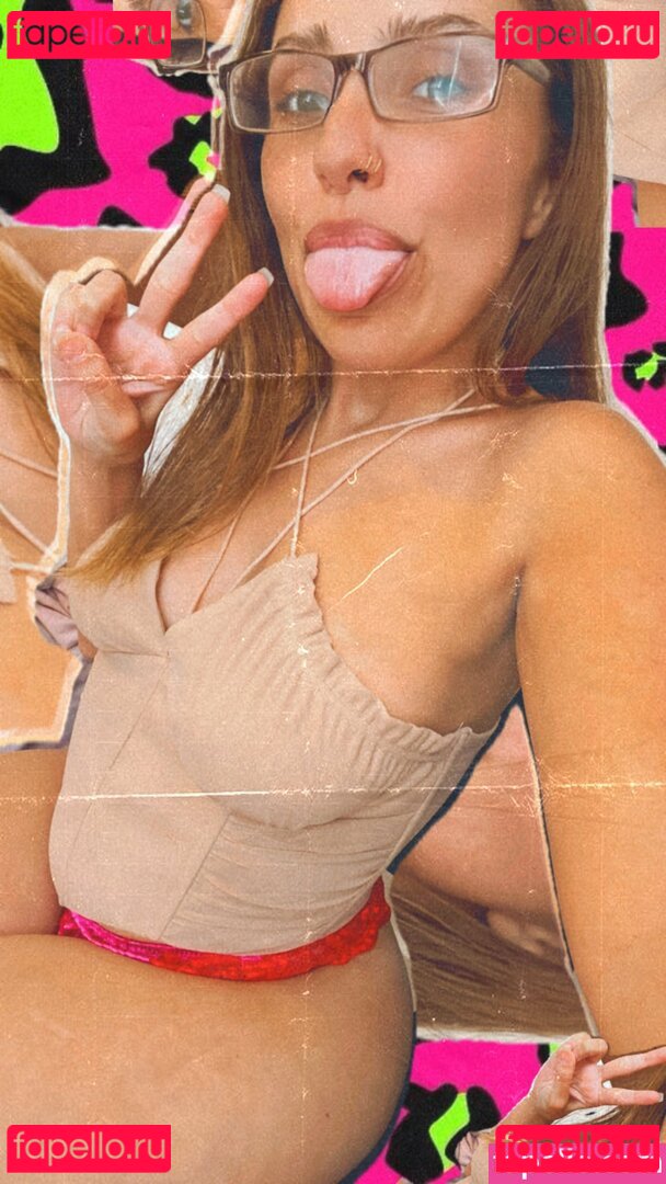 Amberaixa / Disabled Demon / titsonwheels Onlyfans Photo Gallery 