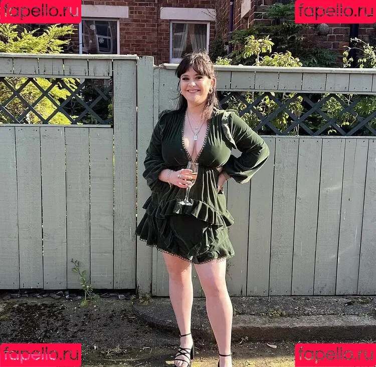 Charlotte A Onlyfans Photo Gallery 