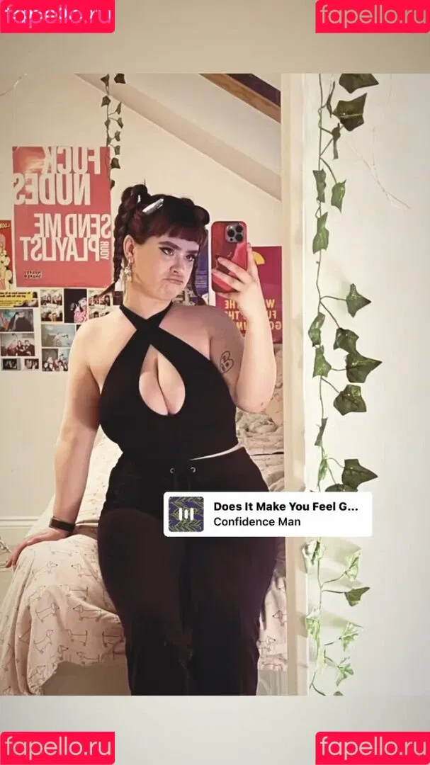 Charlotte A Onlyfans Photo Gallery 
