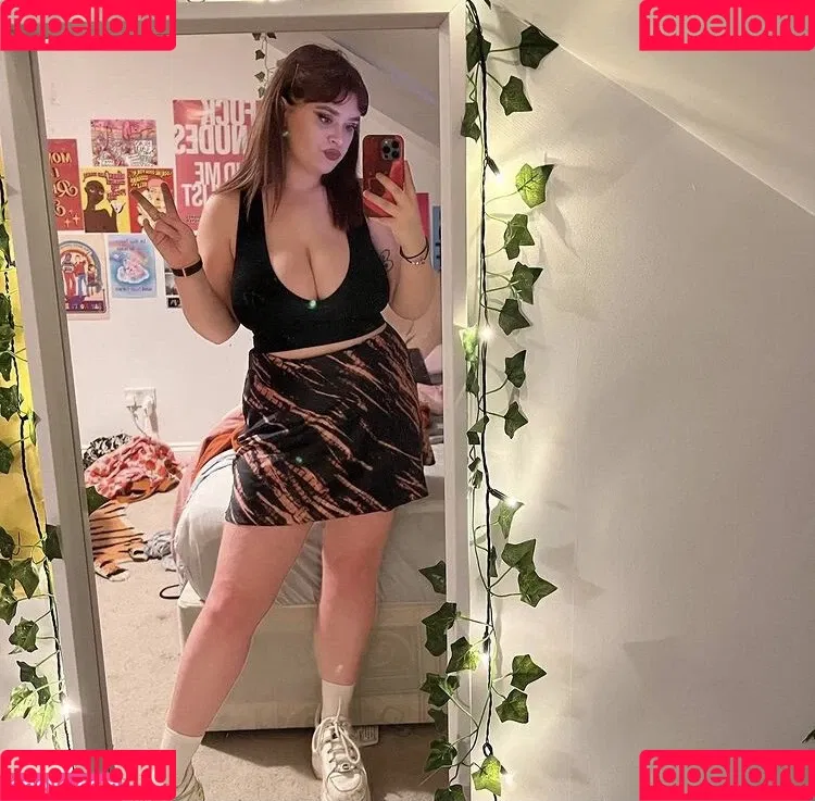 Charlotte A Onlyfans Photo Gallery 